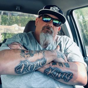 Meet your Posher, Eric